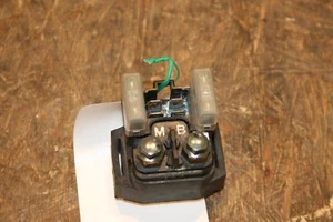Yamaha YZF-R6 RJ03 2001 - 2002 Starter Relay, Starter Relay - Picture 1 of 1
