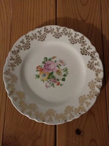 Vintage Crooksville China Bread and Butter Plate 7 1/4" Flowers 22 Kt Gold Trim - Picture 1 of 1