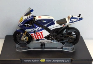 LEO MODELS VALENTINO ROSSI 1:18 MOTO YAMAHA YZR-M1 #46  WORLD CHAMPION 2010   V1 - Foto 1 di 2