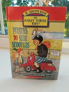 Bailey School Kids Jr. Ch Book Pirates Do Ride Scooters By Marcia Jones Paperbac - Bild 1 von 3