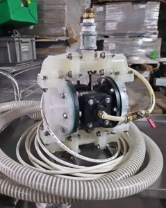 Bomba de diafragma accionada por aire S05B2P2TPNS000 Sandpiper Warren Rupp 14 GPM ¡NUEVA! - Imagen 1 de 1