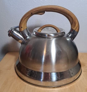 Balduzzi Italian Style Induction Tea Kettle Soft Touch Handle Stainless Steel - Picture 1 of 10