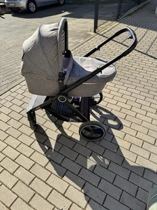 Kinderwagen. 2in1. Der zweite Satz wurde nicht verwendet. Der Kinderwagen Good - Bild 1 von 5