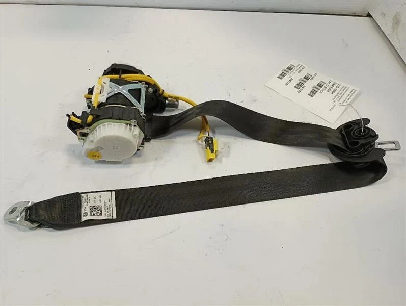 2013-2018 Volkswagen Tiguan Front Left Driver Seat Belt Retractor Black OEM - Image 1 of 1