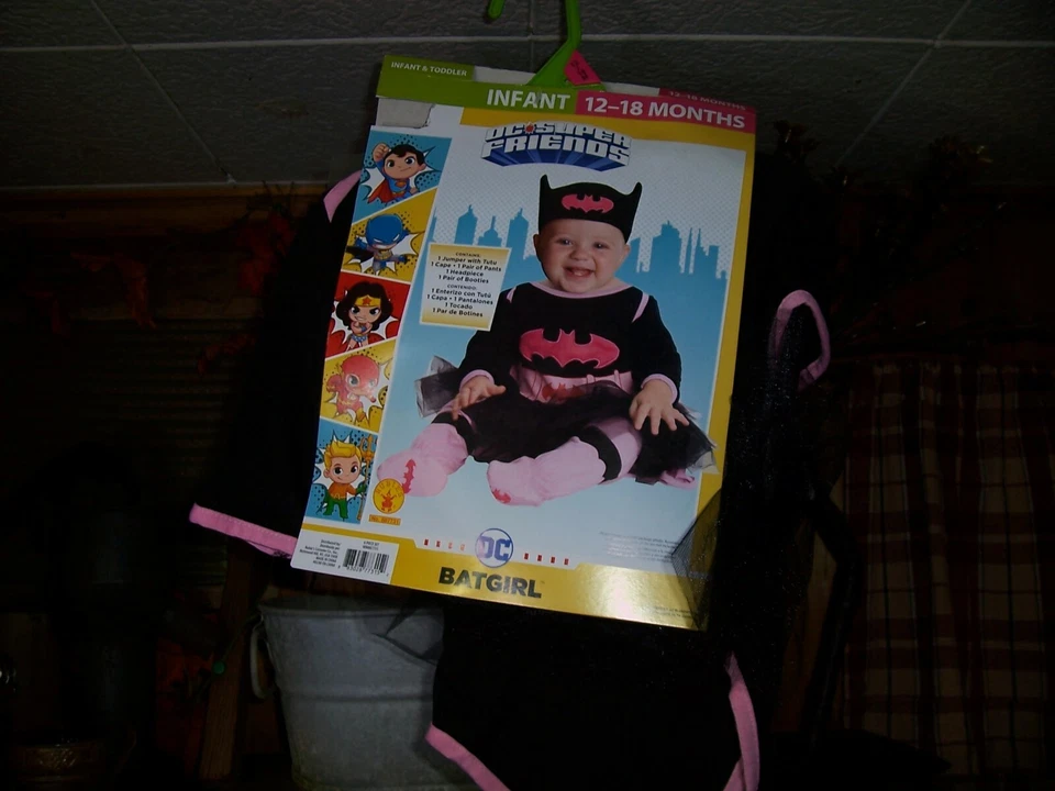 DC COMICS INFANT GIRLS BATGIRL COSTUME SIZE 12-18 MONTHS 6 PIECE SET PAGEANT NEW - Image 1 of 1