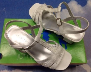 Jumping Jacks White Open Toe Heel Dressy Sandal Youth Size 3.5, 5/Women Size 5,7 - Picture 1 of 4
