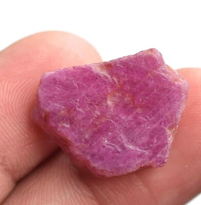 AAA Quality Natural Untreated Mozambique Ruby Loose Rough Gemstone Slice 23.00Ct - Image 1 of 4