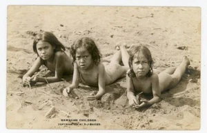 RPPC niños nativos de Hawai en la playa - Imagen 1 de 2