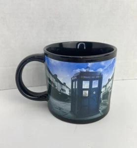 BBC Dr Doctor Who Mug DISAPPEARING TARDIS Coffee Tea Cup Mug 2015 Graphic - Bild 1 von 6