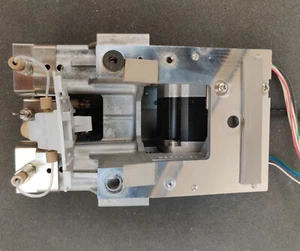 Shimadzu LC-20AD Prominenza Cromatografo Liquido Pompa Principale Assy. Funzionante - Foto 1 di 10