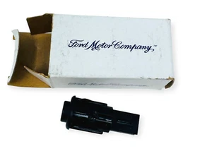 Ford 3W7Z-9B242-AA Fuel Door Release Switch fits Crown Victoria, More - Genuine - Bild 1 von 8