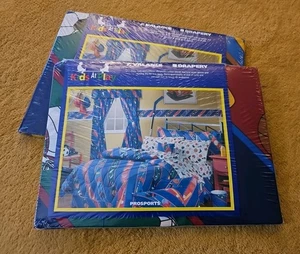 Kids At Play "Pro-Sports" Valance 81"x 15" Set (2) Nuovo Vecchio Stock NOS Anni 90 Vintage - Foto 1 di 6