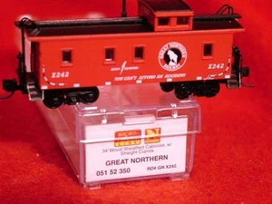 MTL 51 52 350 GREAT NORTHERN 'RADIO EQUIPED' 34' Wood Caboose #X242'NEU'N-SCALE - Bild 1 von 3