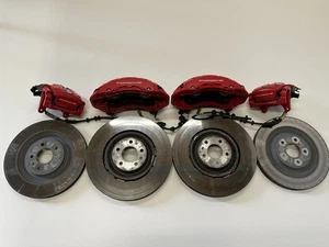 PORSCHE MACAN GTS 95B FRONT AND REAR RED BRAKE CALIPER SET 2023 - Picture 1 of 9