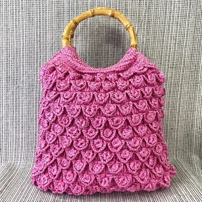 J. Cartera Bolso Cubo Crew Crochet Rosa Rafia Bambú Mango Preppy Resort Foto 1 de 4