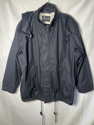 Chaqueta de lluvia Faconnable de colección para hombre negra con capucha talla S bolsillos repelentes al agua Foto 1 de 4