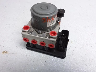 2015 - 2015 Cadillac Escalade ABS Anti-Lock Brake Pump Module  Assembly OEM - Image 1 of 3