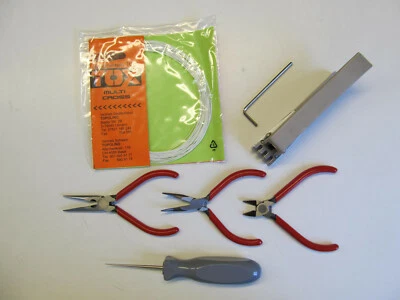 Werkzeug Tool TOX Badmintonsaite-Reparaturset 6 teillig Zangen Ahle Saite Klemme