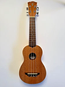 Beautiful Vintage AMIAMI Hawaiian Mahogany Soprano Ukulele Model AS-100 - Picture 1 of 17