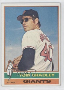 1976 Topps Tom Bradley #644