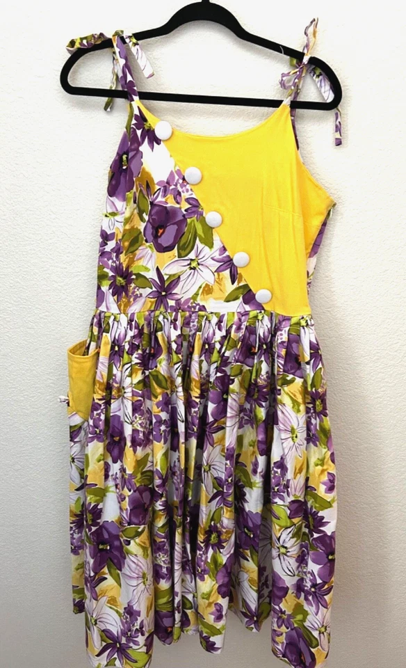 Swing Rockabilly Dress Floral Cotton Retro Style Unique Vintage - Image 1 of 4
