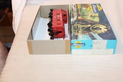 HO Scale Athearn Cupola Caboose, Baltimore & Ohio, Red, #C-1715, Built - Image 1 of 3