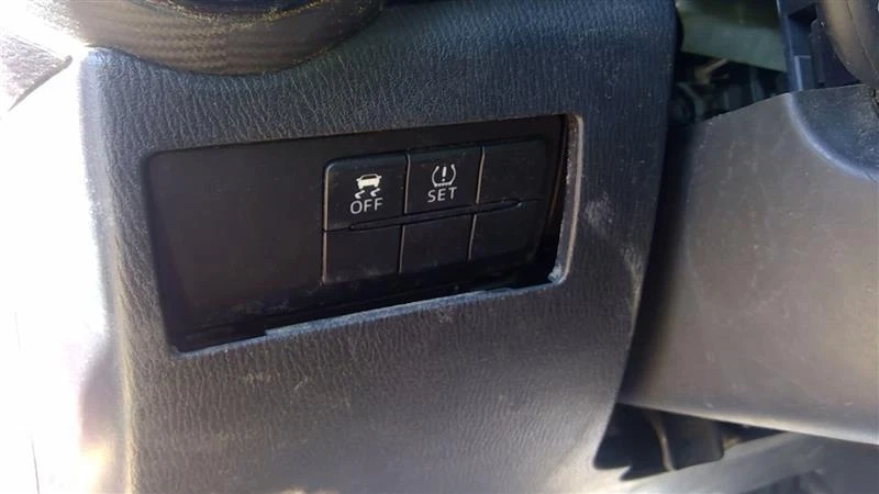 Conjunto de limpador de ar usado serve: 2017 Toyota Yaris ia grau A - Imagem 1 de 4