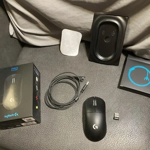 Logitech PRO X SUPERLIGHT Kabellose Gaming-Maus - Schwarz - Bild 1 von 3