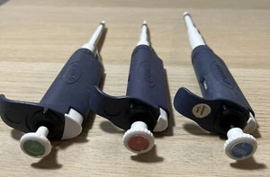 SEHR SCHÖNES Set X3 Rainin Pipet Lite L20,L200,L1000 LTS Pipette Pipetman Pipettierer - Bild 1 von 8
