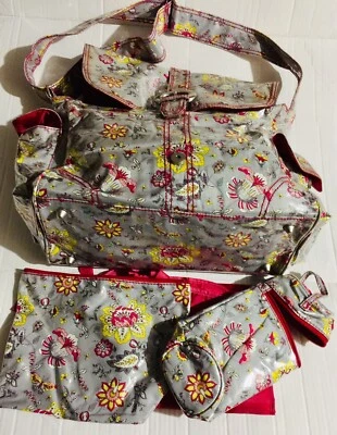 KALENCOM FLORAL DIAPER BAG SET. HAS PAD BOTTLE BAG MISCELLANEOUS BAG MULTI PCKTS - Image 1 of 4