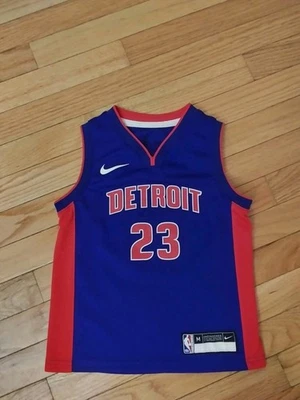 Camiseta deportiva Nike para niños pequeños Blake Griffin Detroit Pistons de la NBA talla M (5/6) Foto 1 de 4