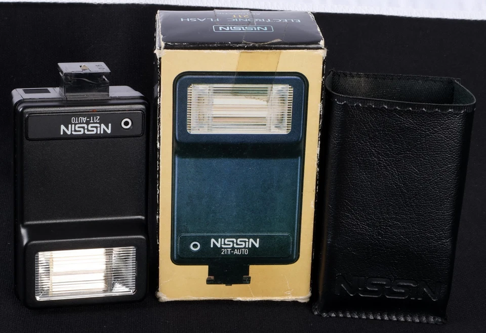 Nissin 21T- Auto Flash Unit - Mint in Box - Image 1 of 4