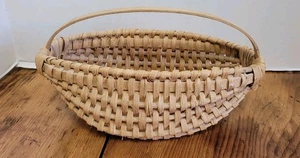 Hand Woven Oval Basket 10 3/4" X 5" X 4 3/4" PRIM Farmhouse Decor  - Picture 1 of 9