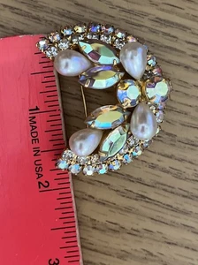 Vintage Rhinestone Faux Pearl Brooch Half Moon Silver Tone Pin Brooch - Picture 1 of 3