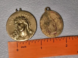 ANTIQUE BRASS PENDENT Lot Of 2 1830 MOTHER MARY ITALY CHRISTIANITY & Ecce Homo - Picture 1 of 2