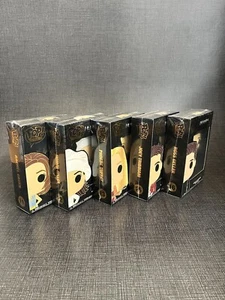 FUNKO POP! PIN: FRIENDS 5-Pack Bundle - Enamel Pin - Removable Stands Included - Picture 1 of 6