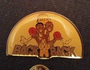 LA Lakers 1987-1988 Seasons Champions Magic Johnson Vs Kareem   Abdul Jabbar Pin - Picture 1 of 2