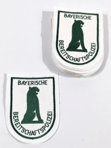 Ärmelabzeichen " Bayerische Bereitschaftspolizei" grün auf weißem Grund. Höhe 12 - Picture 1 of 3