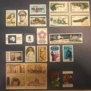 Unused 1971 Special Mini Album Mint Set USPS Souvenir Yearbook with Stamps - Picture 1 of 2