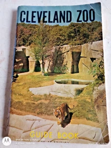 1962 CLEVELAND OHIO ZOO GUIDE BOOK PB/PAPERBACK - Picture 1 of 9