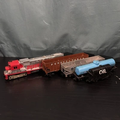 Tyco Silver Streak 4301 Diesel Engine HO Scale Electric Train and Freight Lot - Image 1 of 4
