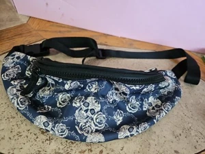 Skull Rose Fanny Pack Waist Bag Adjustable Belt Bag - Picture 1 of 1