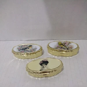 Vintage Miniature Travel Sewing Kit Metal Container Trinket Pill Box Thread NOS - Picture 1 of 8