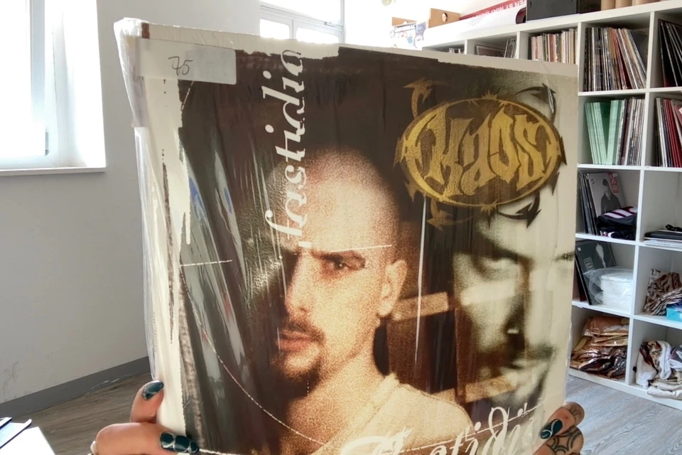 2LP KAOS ONE FASTIDIO PICTURE DISC NUMERATO MAI SUONATO - Immagine 1 di 1