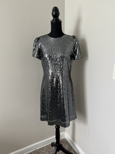 Foto 1 di 4