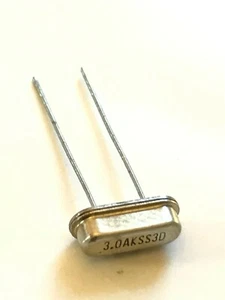 3.000 MHZ HC49U/S CRISTAL XTAL faa13A3 - Imagen 1 de 3