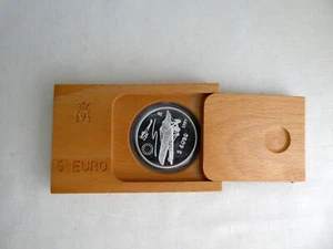 1997 5 EURO NIEUPORT SPAIN , COMMEMORATIVE SILVER COIN, ORIGINAL WOOD BOX - Picture 1 of 4