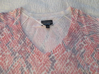 APT. Suéter 9 Mezcla Cachemira Rosa Gris Marfil Estampado Piel de Serpiente Talla L Foto 1 de 4