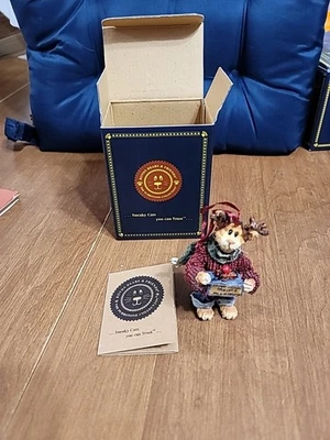 BOYDS  PURRSTONE CHRISTMAS ORNAMENT - PENNY COPPERPUSS....A NEW SUIT - Image 1 of 4