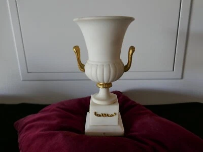 petit vase médicis en albatre pret pour electrification H 24cm P 900g - Photo 1/4